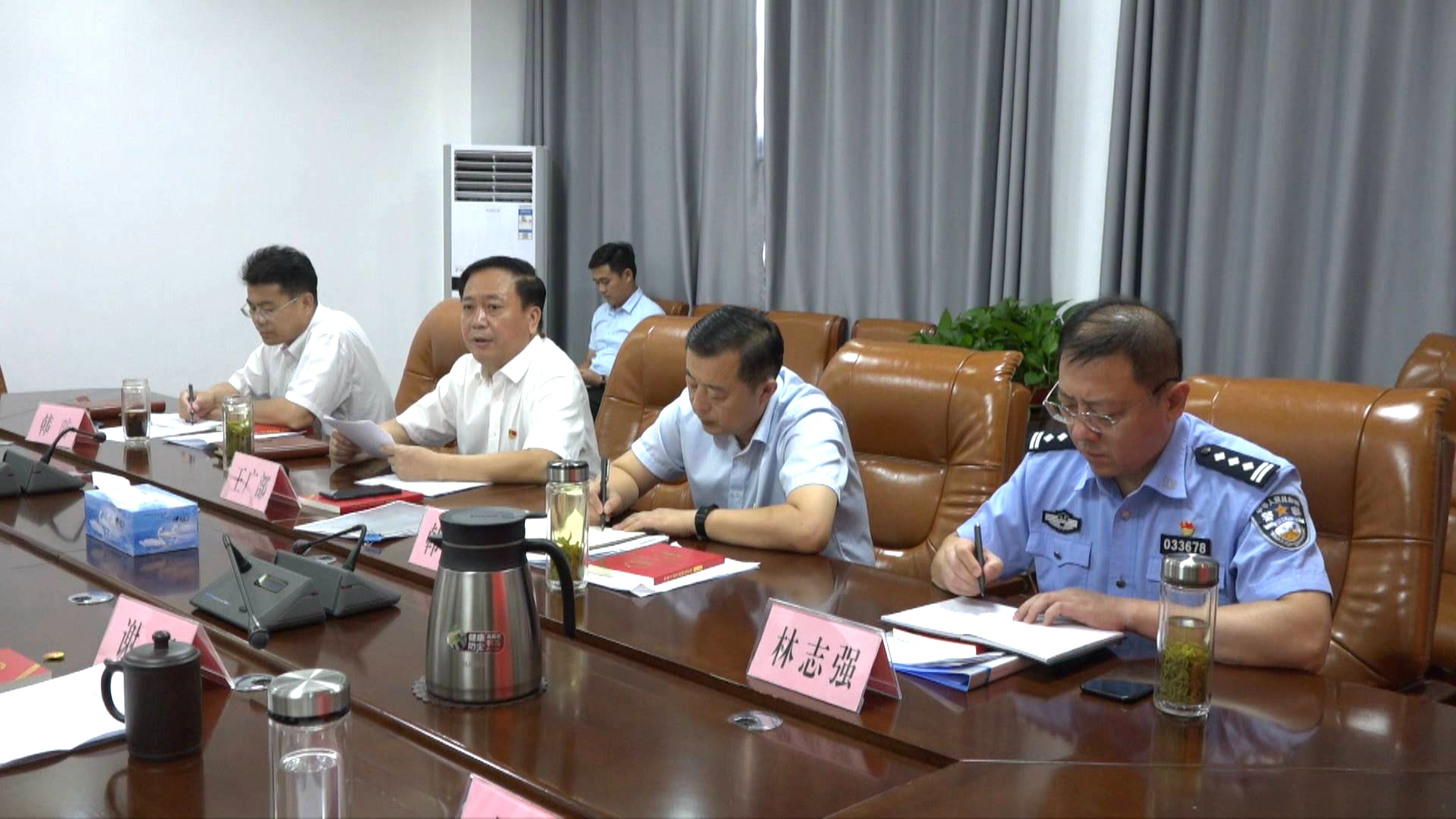 理论学习中心组-2_副本.jpg